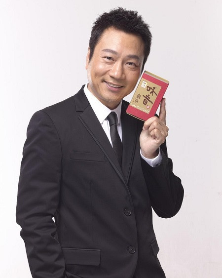 Lê Diệu Tường phong độ ngoài đời. Lê Diệu Tường phong độ ngoài đời.