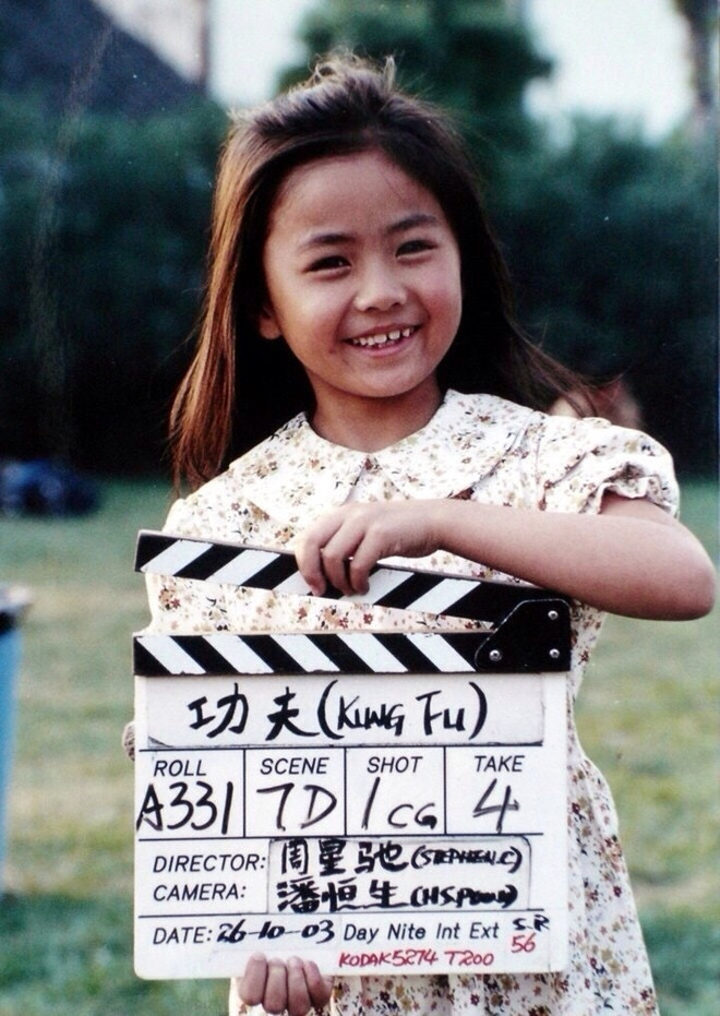 Dậy thì thành công, dàn sao nhí trong phim Châu Tinh Trì trưởng thành và cực kỳ xinh đệp ảnh 2 Nhan sac tuoi thieu nu cua nhung sao nhi trong phim Chau Tinh Tri hinh anh 2