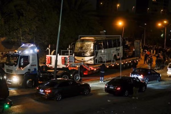 Những hình ảnh đầu tiên về nạn nhân người Việt sau vụ đánh bom khiến hàng chục người thương vong ở Ai Cập - Ảnh 9.