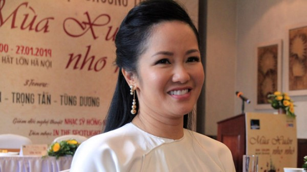 Cận cảnh nhan sắc khác lạ của Hồng Nhung, đến fan ruột cũng không nhận ra ảnh 3 Dụi mắt mấy lần mới nhận ra diva Hồng Nhung, chuyện gì đã xảy ra với nhan sắc cô Bống?