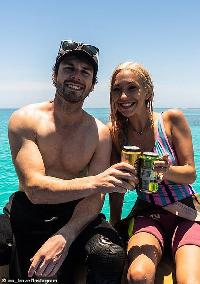 Trúng thưởng chuyến đi nửa tỷ đồng, gái xinh bỏ mặc người yêu vi vu cùng trai lạ ảnh 3