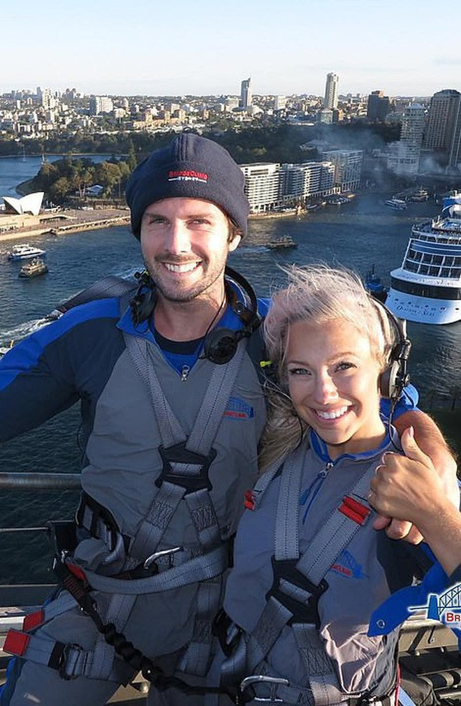 Trúng thưởng chuyến đi nửa tỷ đồng, gái xinh bỏ mặc người yêu vi vu cùng trai lạ ảnh 7