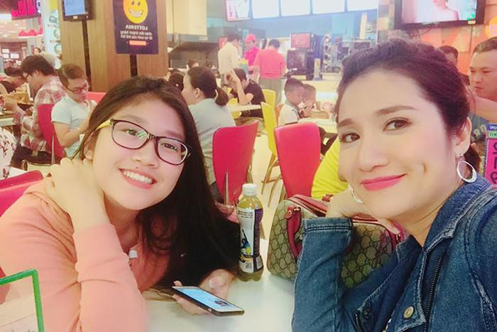 Lộ ảnh con gái Cát Tường đẹp như thiếu nữ, lớn phổng phao ảnh 9 duoc me giau ki, con gai cat tuong gay giat minh vi dep nhu thieu nu, lon phong phao - 9