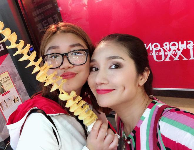 Lộ ảnh con gái Cát Tường đẹp như thiếu nữ, lớn phổng phao ảnh 6 duoc me giau ki, con gai cat tuong gay giat minh vi dep nhu thieu nu, lon phong phao - 6