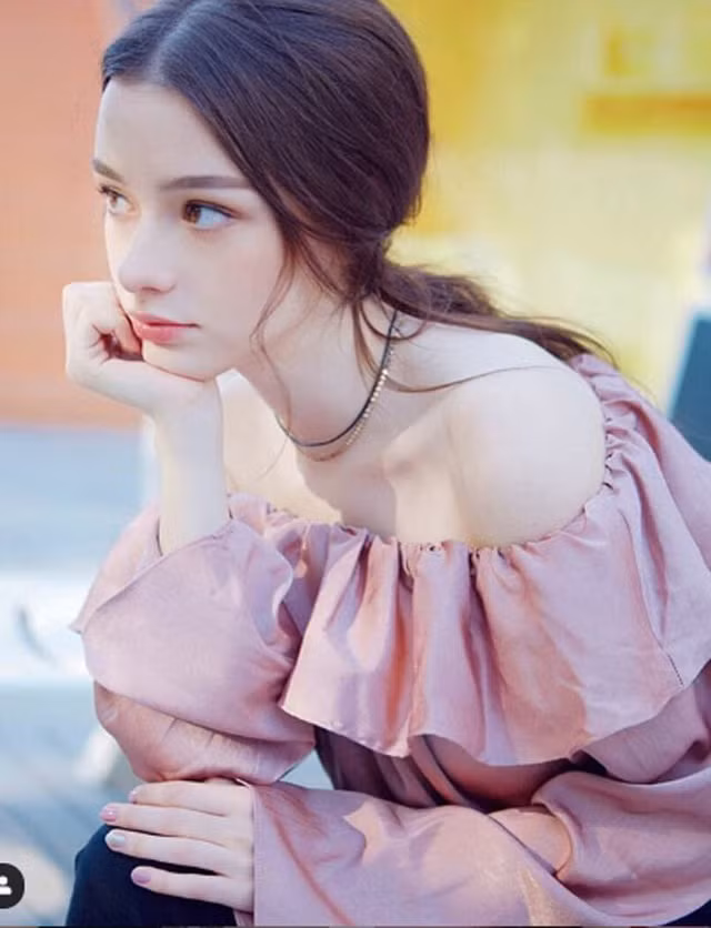 3 cô gái Đông Âu đẹp như tiên giáng thế khiến thanh niên châu Á mê mệt - Ảnh 13.