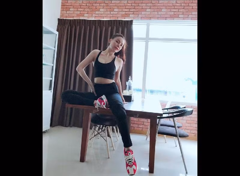 Trà Ngọc Hằng rất thích tập luyện thể thao ở khoảng không gian này.