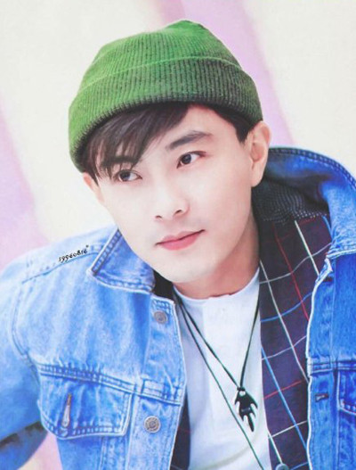 Câu nói không ngờ khiến Trương Vệ Kiện quyết để đầu trọc từ năm 1996 đến nay ảnh 7 Vẻ điển trai thời trẻ của Ngộ Không Trương Vệ Kiện - 8