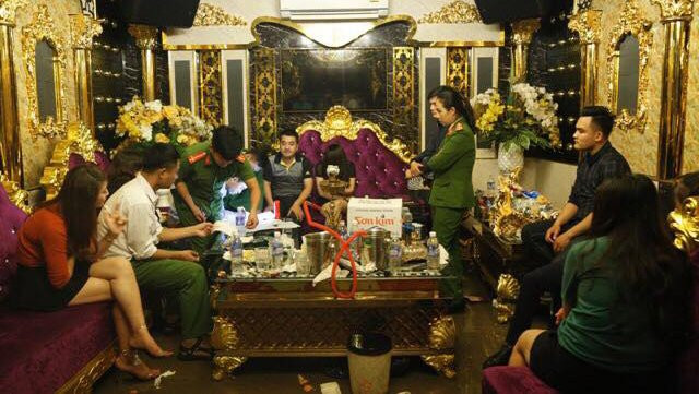 Trinh sát kể phút ập vào "tiệc ma túy" có Phó Giám đốc ngân hàng ảnh 1 ma túy,tiệc ma túy,cô giáo,Hà Tĩnh