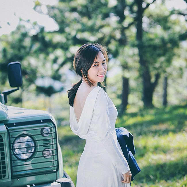 Hiền hơn hẳn Hari Won, đây là chân dung cô gái mà Tiến Đạt đã bí mật yêu và sẽ cưới vào ngày 31/12 này - Ảnh 6. Hiền hơn hẳn Hari Won, đây là chân dung cô gái mà Tiến Đạt đã bí mật yêu và sẽ cưới vào ngày 31/12 này - Ảnh 6.