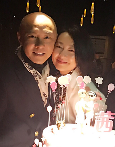 Vợ chồng Trương Vệ Kiện, Trương Tây. Vợ chồng Trương Vệ Kiện, Trương Tây.