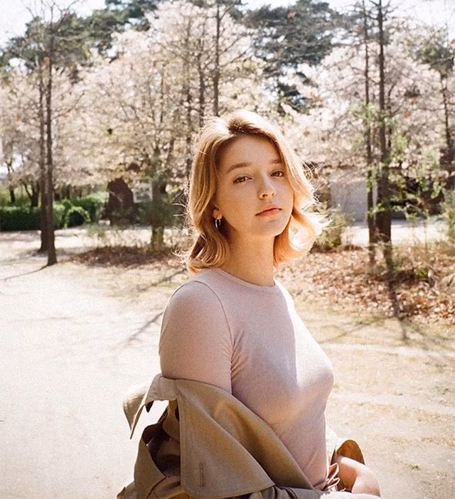 3 cô gái Đông Âu đẹp như tiên giáng thế khiến thanh niên châu Á mê mệt - Ảnh 12.