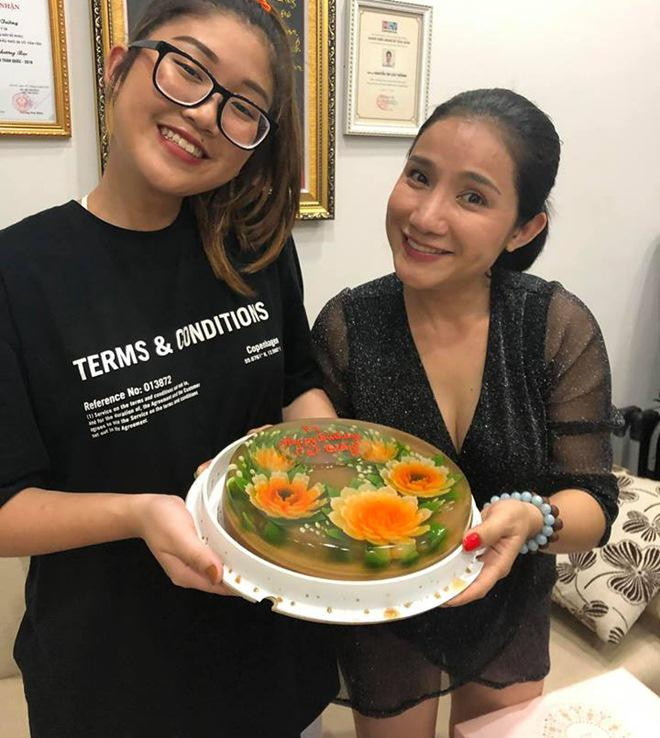 Lộ ảnh con gái Cát Tường đẹp như thiếu nữ, lớn phổng phao ảnh 3 duoc me giau ki, con gai cat tuong gay giat minh vi dep nhu thieu nu, lon phong phao - 3