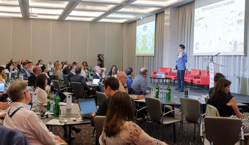 Vinamilk là đại diện duy nhất của châu Á trình bày về xu hướng Organic tại Hội nghị sữa toàn cầu 2019 ảnh 1