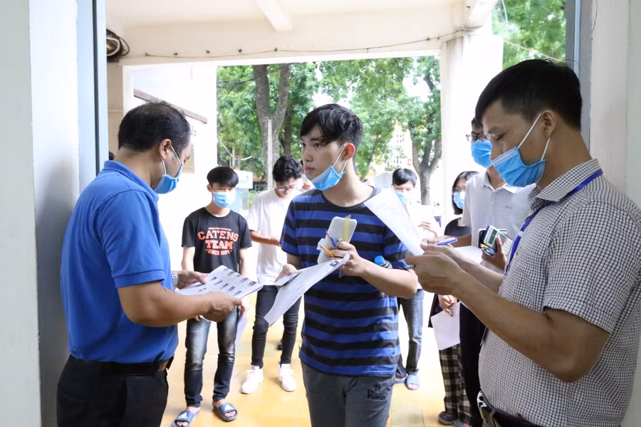 Năm 2020 là năm đầu tiên Trường ĐH Bách khoa Hà Nội tổ chức kỳ thi đánh giá năng lực để xét tuyển. Ảnh: Khôi Nguyên.