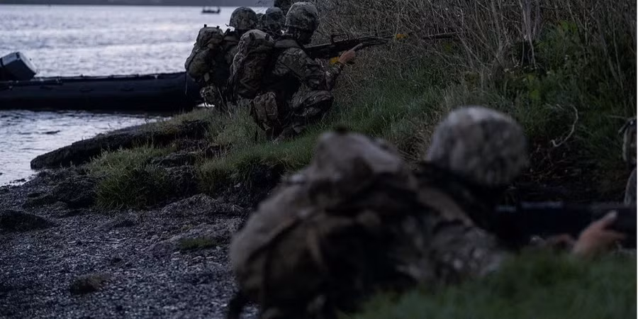 Một số nhóm binh sĩ Ukraine đã thành công vượt sang tả ngạn sông Dnipro