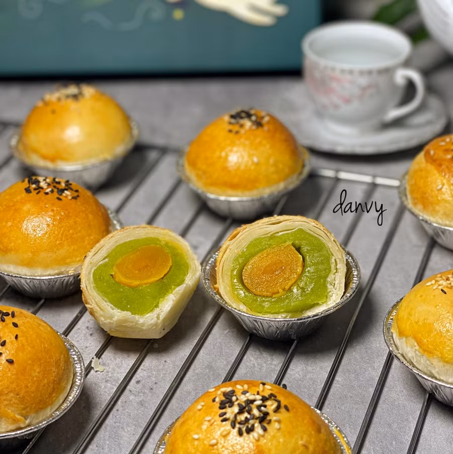 Cách làm bánh trung thu ngàn lớp béo ngậy bằng nồi chiên không dầu 