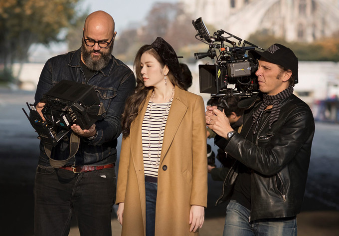 ly-nha-ky-sanh-dieu-quay-quang-cao-o-phap-5