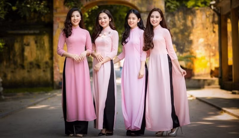Phát động phụ nữ cả nước mặc áo dài