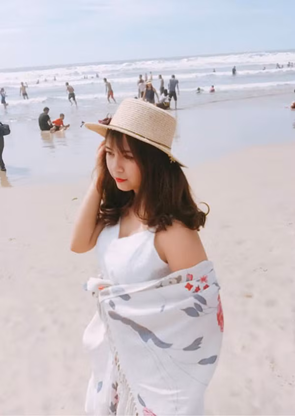 Cô em thứ 3 trong gia đình Mỹ Ngọc có nét đầy đặn, đáng yêu