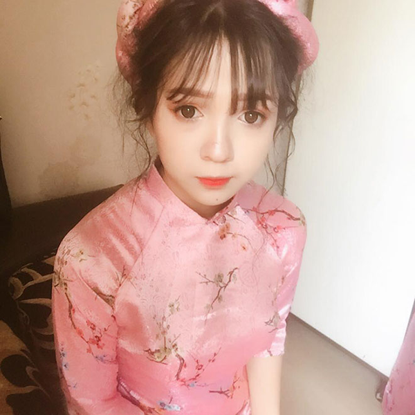 Ngắm dàn bê tráp xinh muốn "lấn át" cả cô dâu ở Đắk Lắk ảnh 4 Mỹ Hạnh lớn nhất trong dàn bưng tráp nhưng nhìn lại không thấy chênh lệch là bao