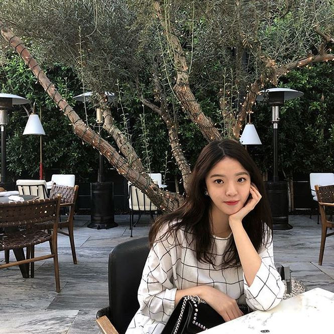 Các sao giải trí hàng đầu Trung Quốc cũng phải nể tiểu thư 9X này ảnh 10 Các sao giải trí hàng đầu Trung Quốc cũng phải nể trọng tiểu thư 9X này - ảnh 10