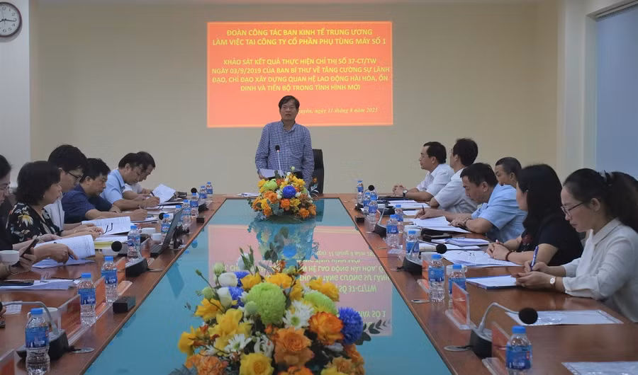 Đoàn công tác đã đến thăm và làm việc tại Công ty Cổ phần Phụ tùng số 1, thành phố Sông Công, Thái Nguyên.