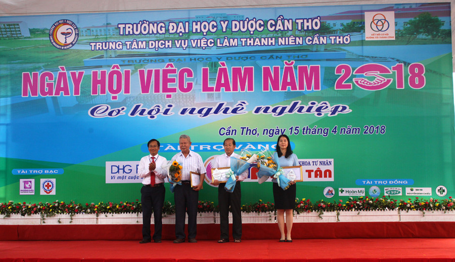 Lễ khai mạc ngày Hội việc làm Lễ khai mạc ngày Hội việc làm