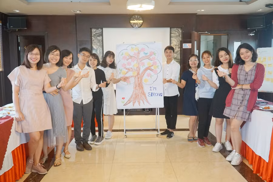 Các cộng tác viên tham gia tập huấn trước khi triển khai dự án