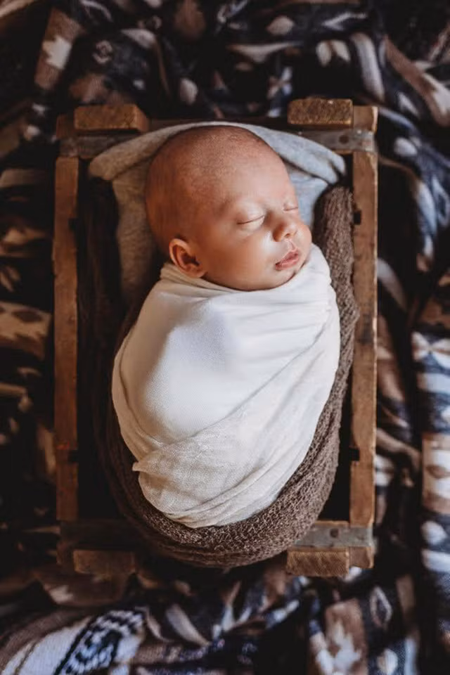 Jackson được sinh ra lần 2 sau khi bác sĩ thực hiện cuộc phẫu thuật nguy hiểm 