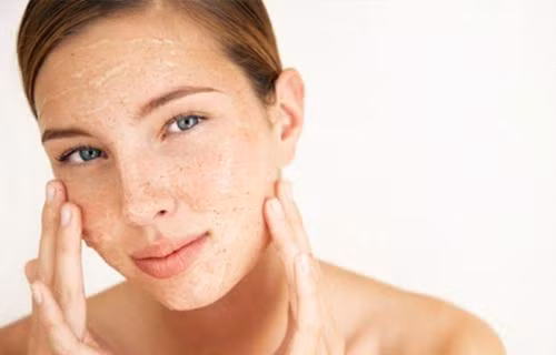 Bị nám da, cứ lấy nắm giá đỗ và củ cải làm thế này sau 2 tuần là sạch bách - Hình 5