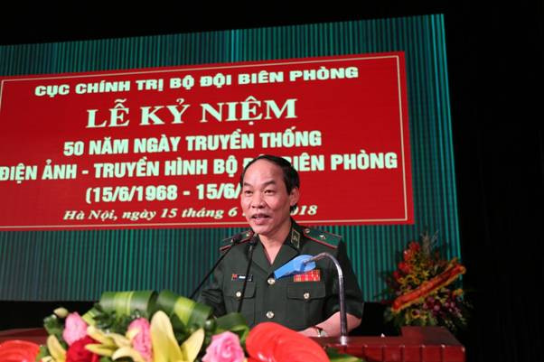 Thiếu tướng Đỗ Danh Vượng biểu dương những thành tích mà Điện ảnh – Truyền hình BĐBP đã đạt được. Thiếu tướng Đỗ Danh Vượng biểu dương những thành tích mà Điện ảnh – Truyền hình BĐBP đã đạt được.