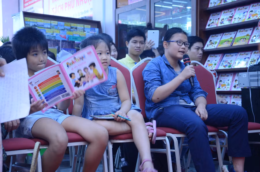 Các bé tham dự tọa đàm nêu nhiều ý kiến rất thú vị