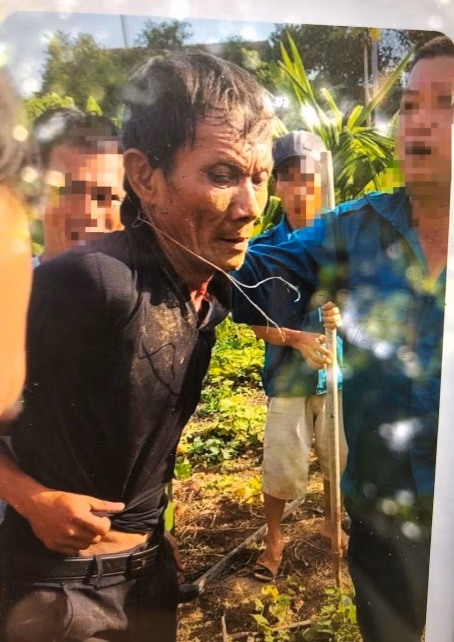 Nghi phạm gây ra vụ án, bị bắt giữ. (Ảnh Người dân cung cấp).