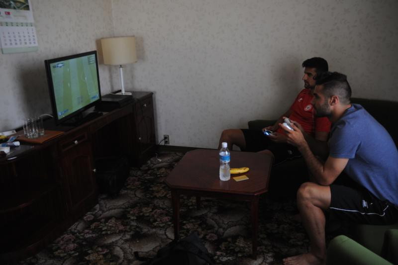 Trải nghiệm bóng đá thú vị ở Triều Tiên - đất nước bí ẩn nhất thế giới (kỳ I) - Ảnh 2.