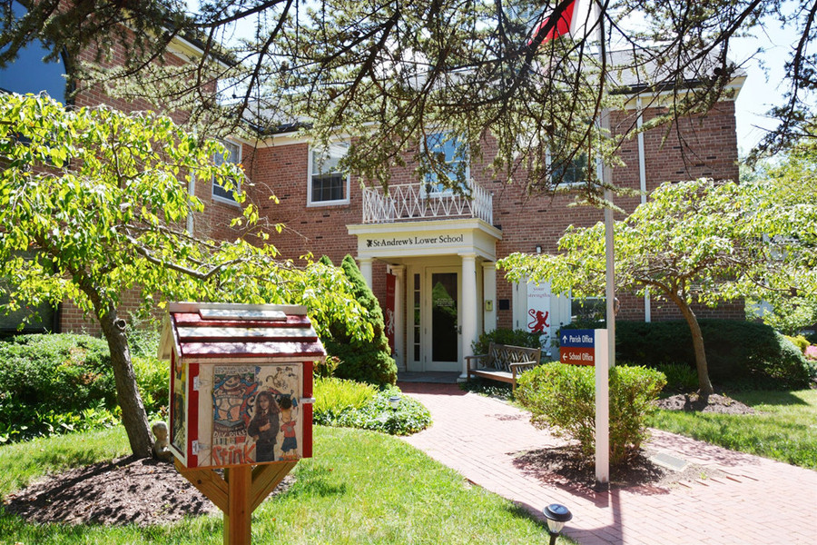 Truong hoc cua con trai ut Tong thong Trump co gi dac biet? hinh anh 3