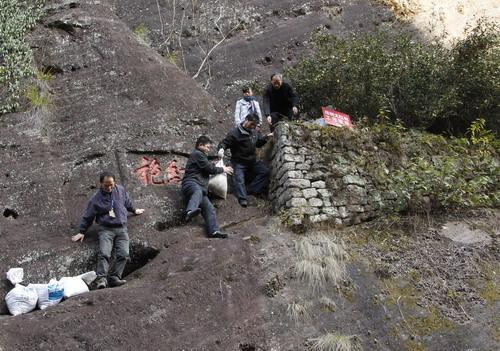 Loại trà đắt nhất thế giới, mỗi kg có giá tương đương một... tòa biệt thự ảnh 3 Loại trà đắt nhất thế giới, mỗi kg có giá tương đương một... tòa biệt thự ảnh 3