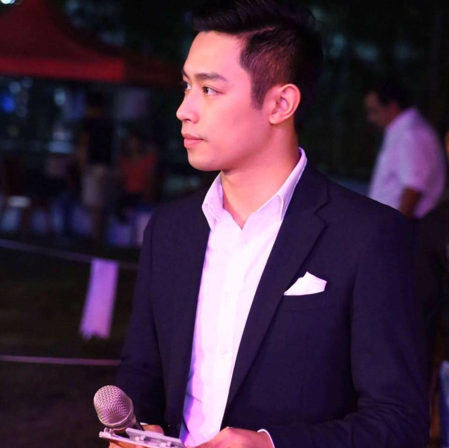 Đốn tim trước nụ cười tỏa nắng của thầy giáo dẫn chương trình VTV kết nối ảnh 2 Đốn tim trước nụ cười tỏa nắng của thầy giáo dẫn chương trình VTV kết nối ảnh 2