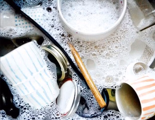 5 thoi quen khi rua bat lam tang gap doi vi khuan, khien benh tat don dap tim den - 2