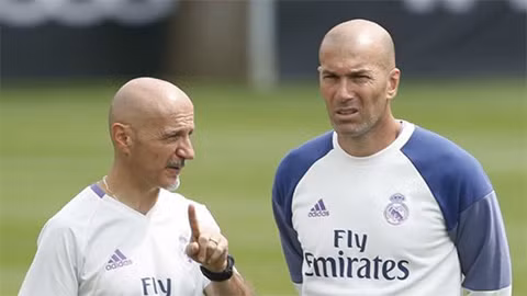 Trở lại Real, Zidane sẽ làm việc với ekip nào? ảnh 1
