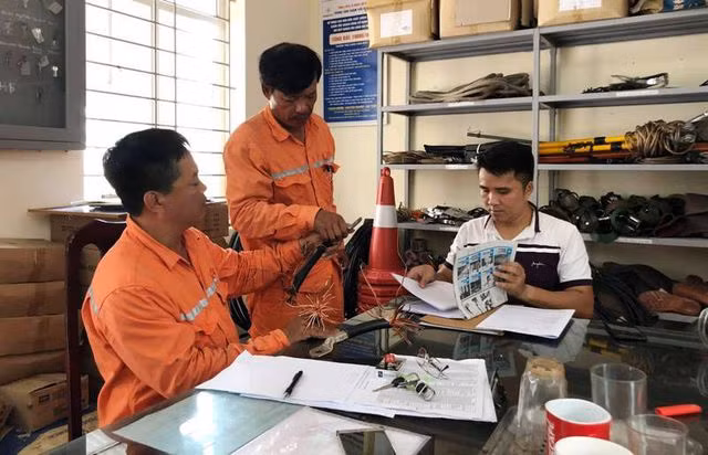 Ba ngày, 13 trạm biến áp bị cắt trộm dây cáp điện - 3