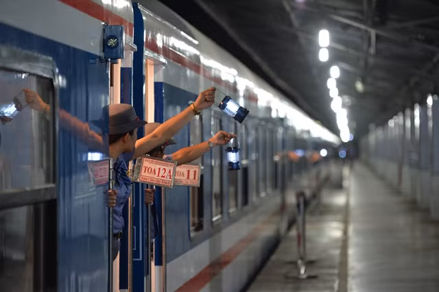 Nhiều chuyên gia kinh tế cho rằng đầu tư đường sắt cần tránh lãng phí vào thời điểm này