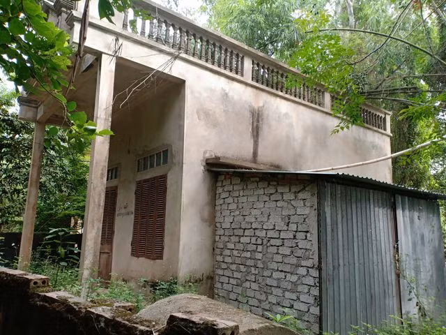 Cận cảnh những núi rác cao hơn ngôi nhà 4 tầng tại TP biển Sầm Sơn - 14