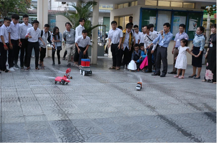 STEM không chỉ là robot và máy tính