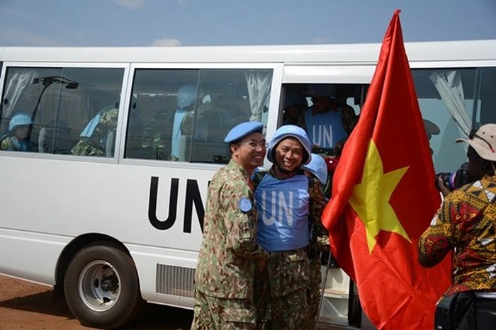 Đoàn Bệnh viện dã chiến Việt Nam tới sân bay quốc tế Juba, Nam Sudan