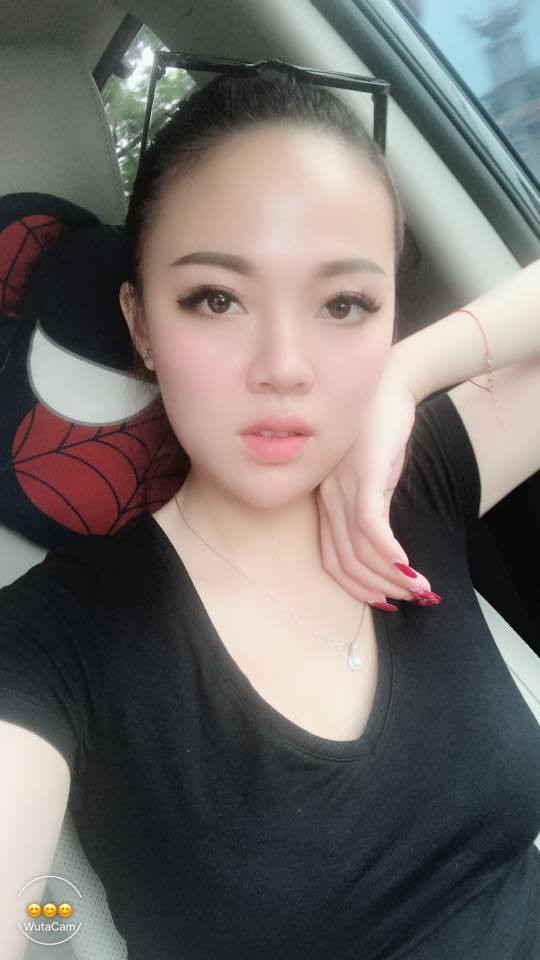 Nhan sắc mặn mà, rực rỡ của bà mẹ 9x Cuộc sống của mẹ đơn thân Việt kiều sau ly hôn vì chồng ngoại tình