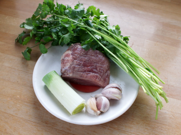 Mách nhỏ mẹ đảm công thức làm thịt bò xào mềm thơm, ngon ngây ngất ai ăn cũng nghiền ảnh 2 Mách nhỏ mẹ đảm công thức làm thịt bò xào mềm thơm, ngon ngây ngất ai ăn cũng nghiền 1