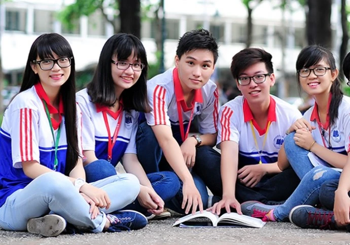 Đề xuất giải pháp nâng cao năng lực tự chủ nhân sự của trường ĐH