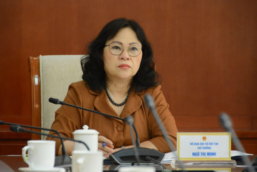 Thứ trưởng Ngô Thị Minh đã nêu ra một số hạn chế cần khắc phục khi triển khai công tác giáo dục thể chất và hoạt động thể thao trong trường học. Thứ trưởng Ngô Thị Minh đã nêu ra một số hạn chế cần khắc phục khi triển khai công tác giáo dục thể chất và hoạt động thể thao trong trường học.