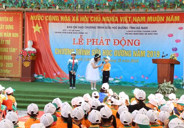 130.000 trẻ em mầm non và tiểu học Hà Nam thụ hưởng chương trình sữa học đường - 4