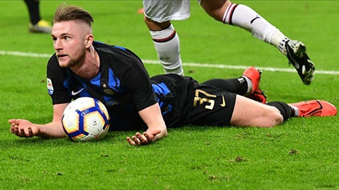 Madrid và Barcelona tranh giành Skriniar